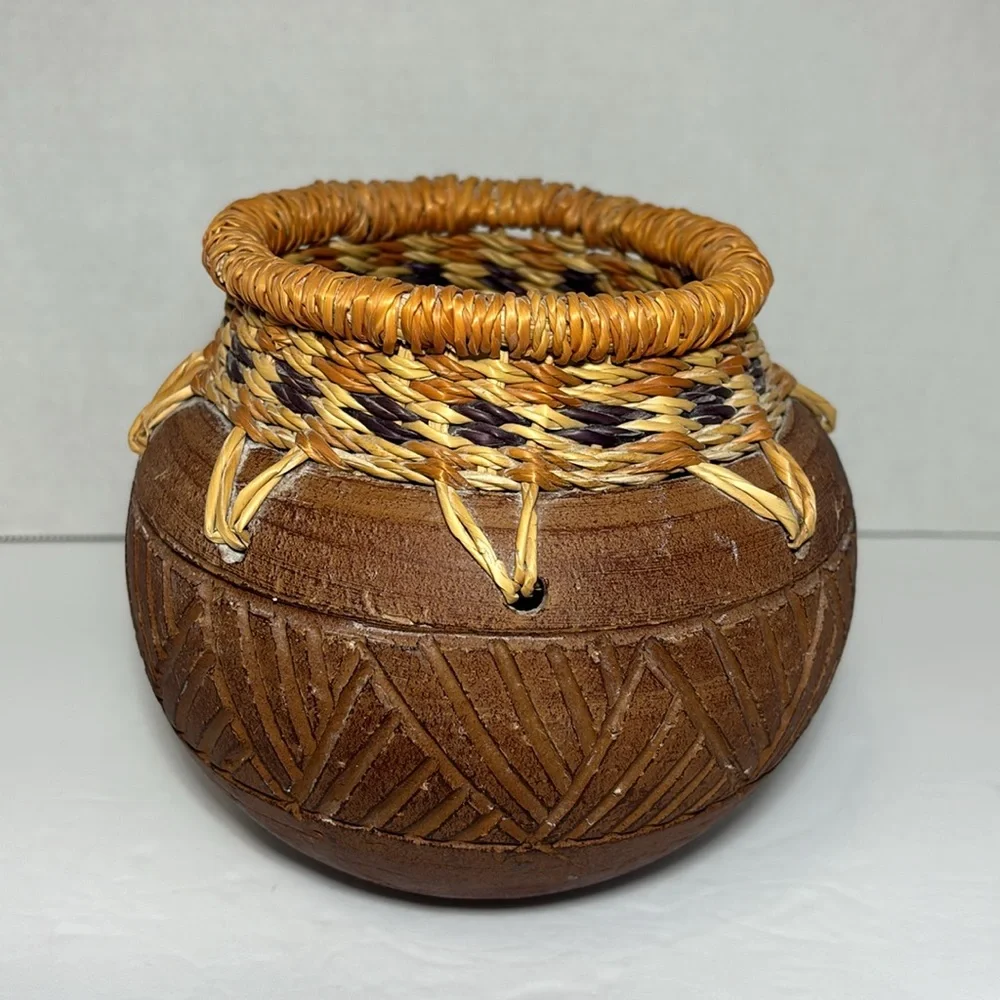Pier 1 Clay Pot Handcrafted Woven Rattan/Straw Trim Around Rim Carved Clay Band